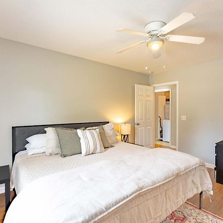 Charming Gray Home- 5 Mins From Gsu! Statesboro Exterior foto